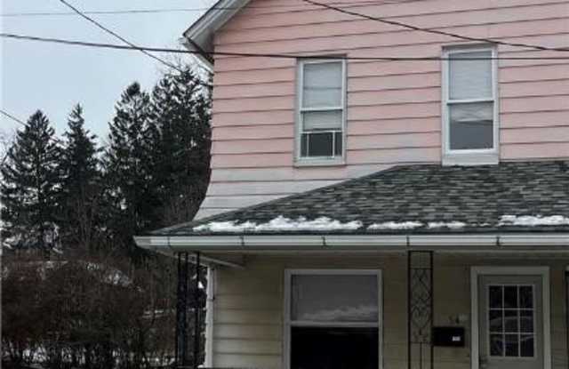 Photo of 54 N 8th Street