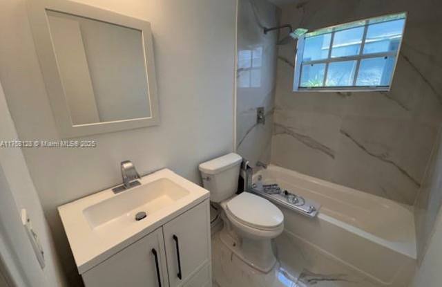 Photo of 635 8th St