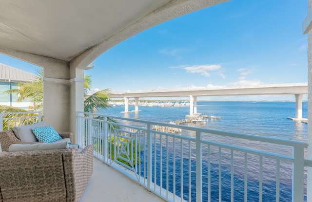 275 NW Flagler Avenue