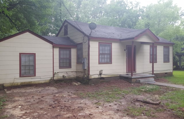 139 S Sunset ter - 139 South Sunset Terrace, Jackson, MS 39212