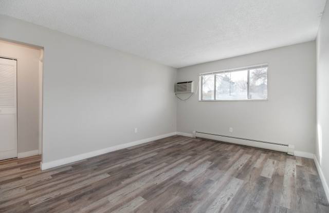 Caravelle Apartments