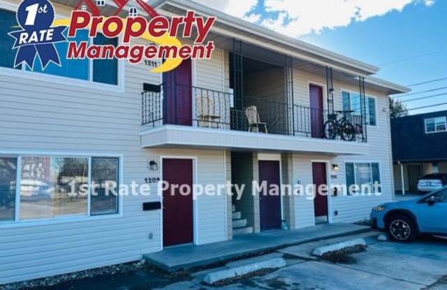 Photo of 1205 W Beacon St