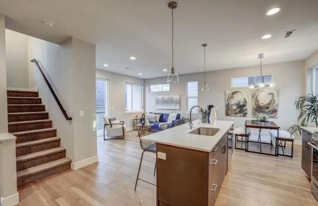 Photo of Modern 2BR Townhouse 5 Blocks From Tennyson