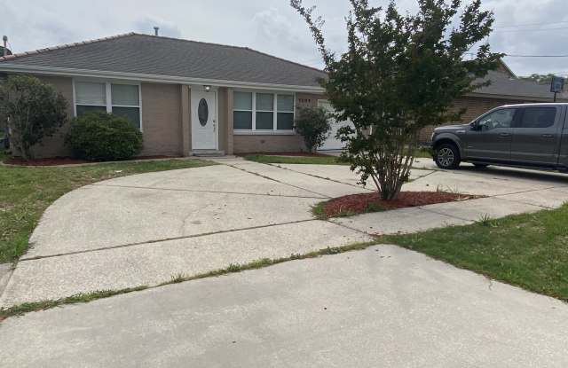 1304 Camille - 1304 Camille Place, Chalmette, LA 70043