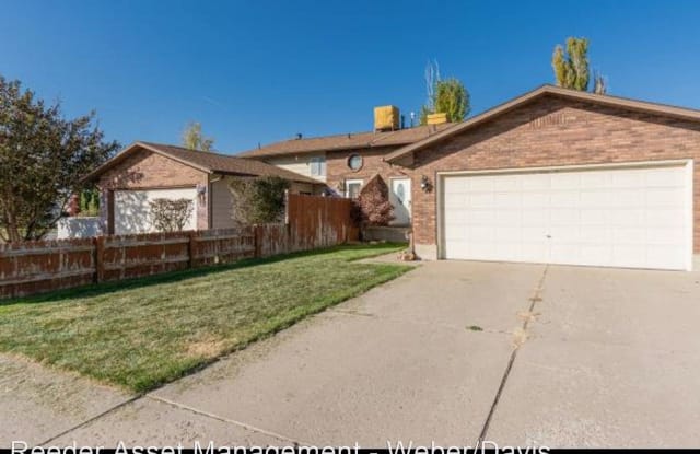 4643 South 3900 West - 4643 South 3900 West, Roy, UT 84067