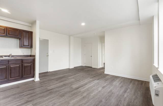 Haverford Apartments