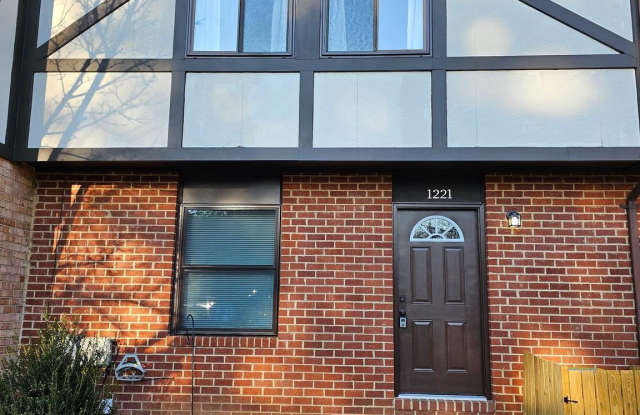 1221 DRIFTWOOD COURT Arnold MD apartments for rent