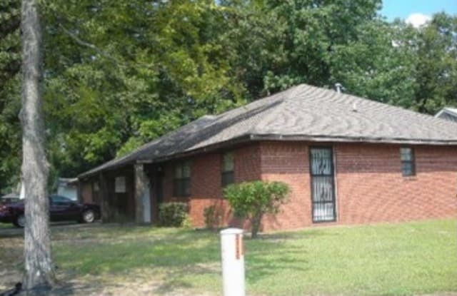 2122 S Hickory St. - 2122 South Hickory Street, Pine Bluff, AR 71603