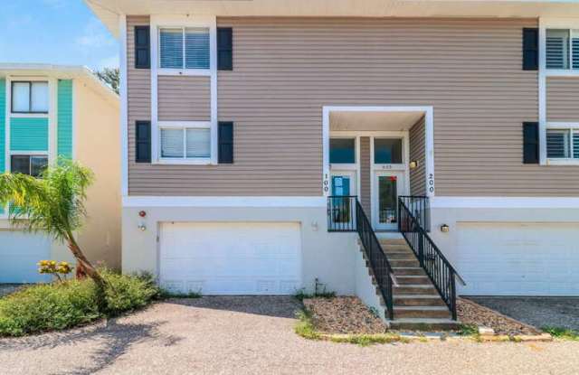 635 Michigan Boulevard