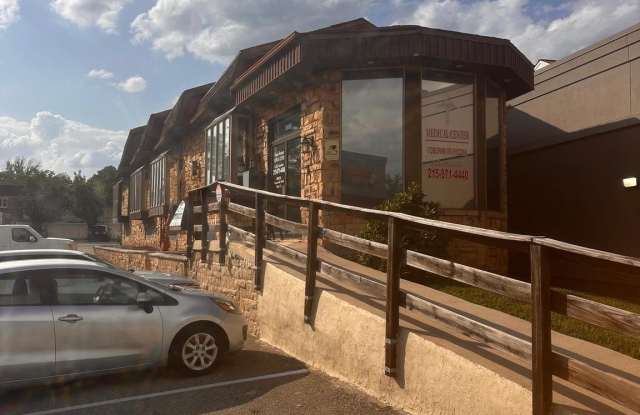 Photo of 10050 E ROOSEVELT Boulevard unit: 11