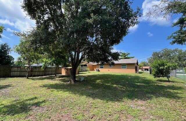 3019 Sea Gate Circle