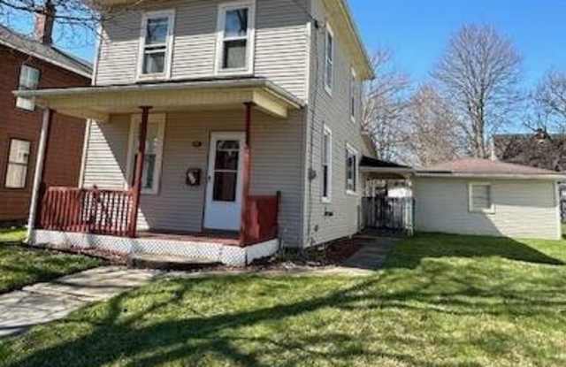 711 6th SW St - 711 6th Street Southwest, Massillon, OH 44647