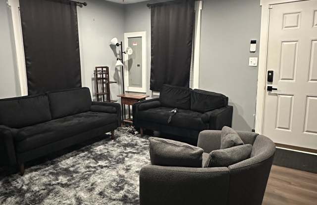 5119 E Street Southeast