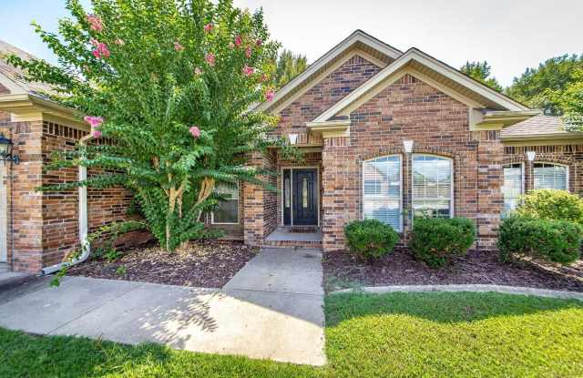 Photo of 15 Talladega Loop