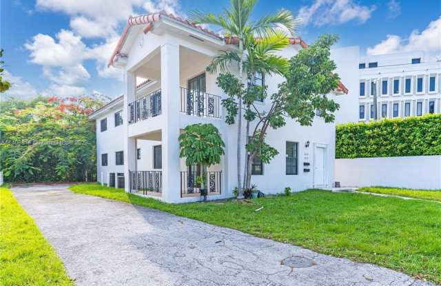3220 S Le Jeune Rd