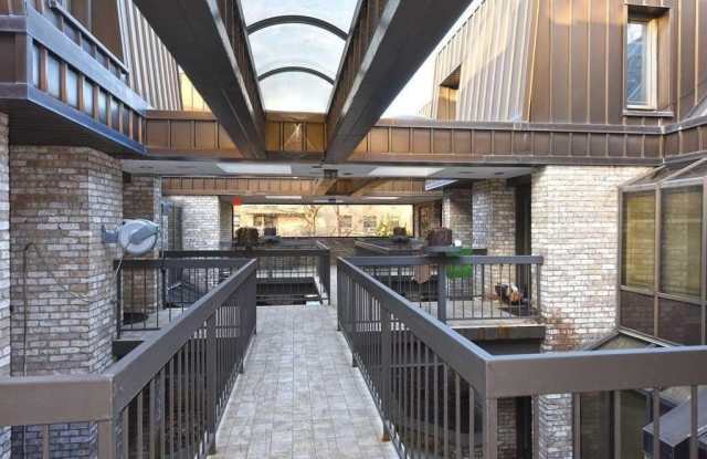 130 S Middle Neck Road unit: 2