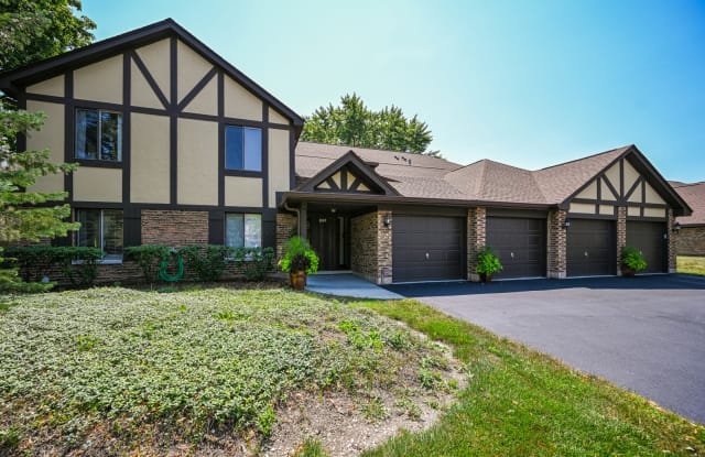 880 Johnstown Lane - 880 Johnstown Ln, Wheaton, IL 60189