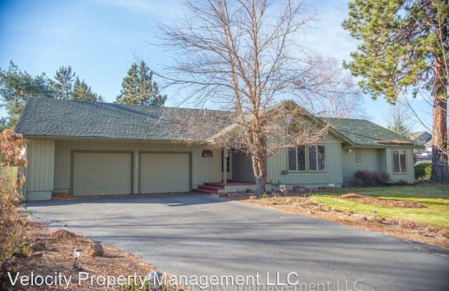 20985 SE Greenmont Dr. - 20985 Southeast Greenmont Drive, Bend, OR 97702