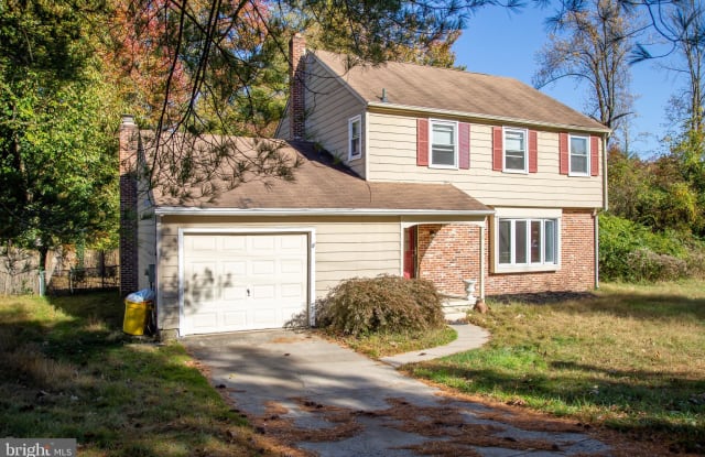 8 HEATHER ROAD - 8 Heather Road, Gloucester County, NJ 08012