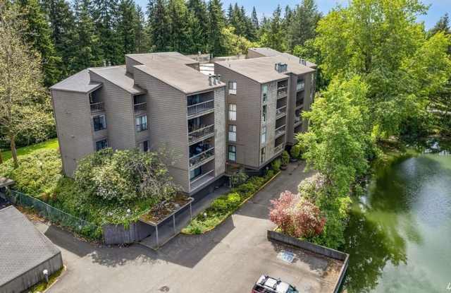 6858 139th Ave NE #700