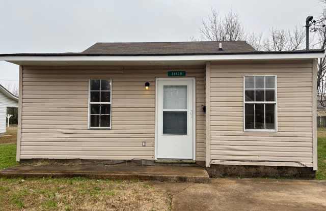 2102 B Clark - House - **HUD ACCEPTED**