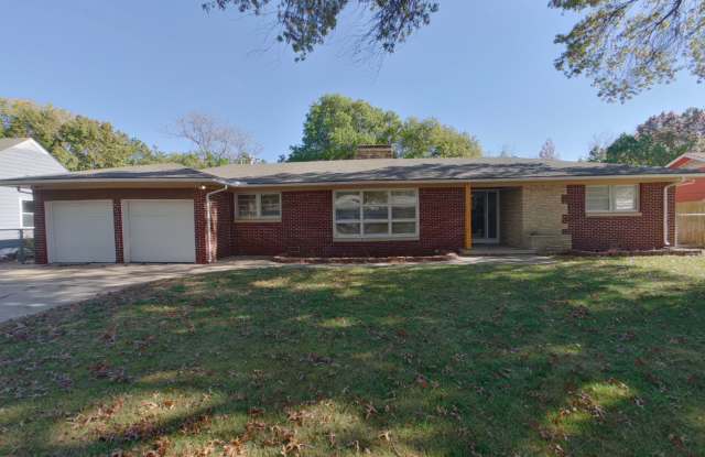 1114 N Parkwood