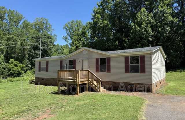 1121 McRee Heights Circle