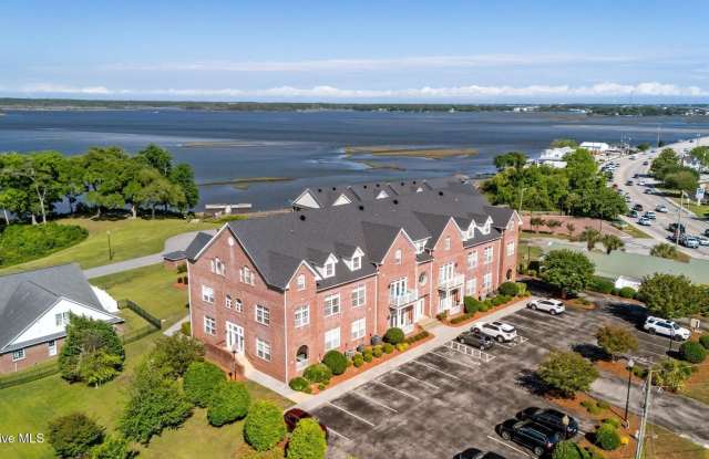 502 Main Street unit: 107