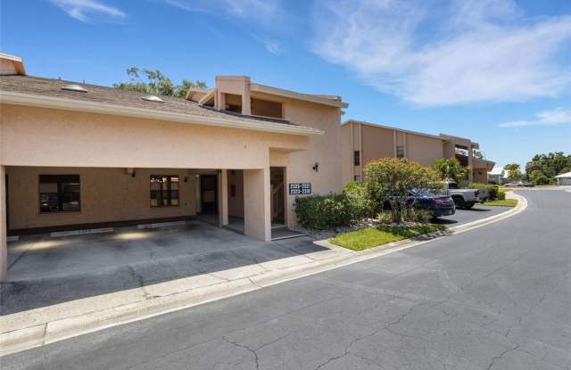 2 Bed 2 Bath Unfurnished Condo - Sarasota