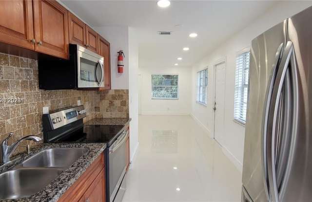 831 NW 14th Way - 831 Northwest 14th Way, Fort Lauderdale, FL 33311