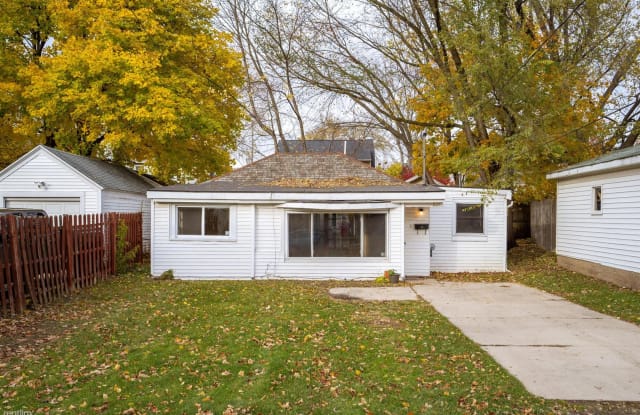 821 Joslin St SE - 821 Joslin Street Southeast, Grand Rapids, MI 49507