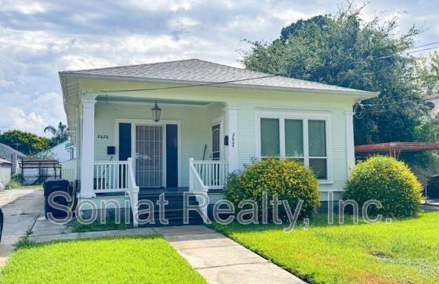 Photo of 2626 Jasmine St.