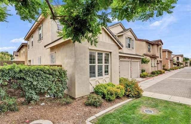 2957 S Via Belamaria