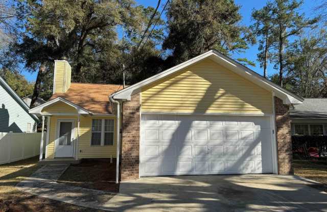 3139 Huntington Woods Boulevard - 3139 Huntington Woods Boulevard, Tallahassee, FL 32303