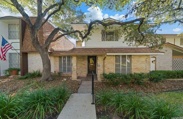 6106 VANCE JACKSON RD