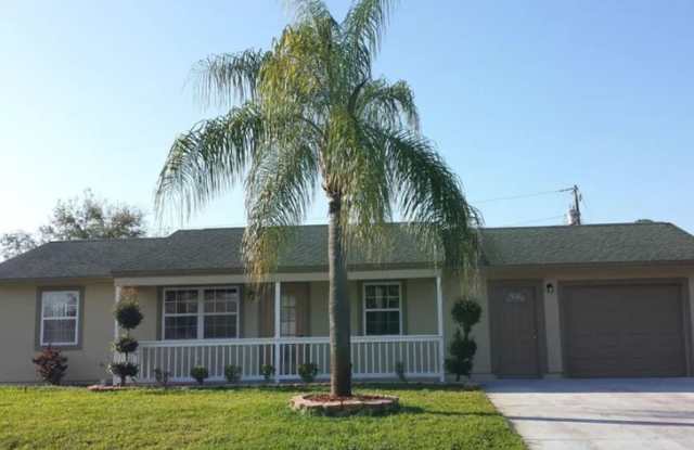 4 bedroom 2.5 bath for rent