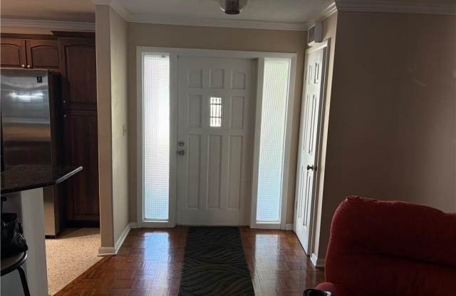 1346 NW Pine Ridge Trail