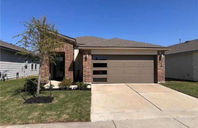 1224 Amistad Loop