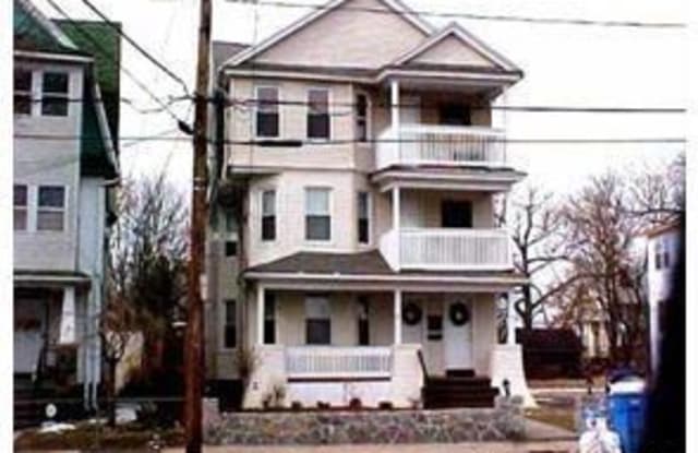 40-2 Englewood Avenue - 40 Englewood Ave, Waterbury, CT 06705