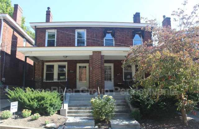 1821 Murdoch Rd