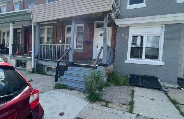 131 W HANSBERRY Street