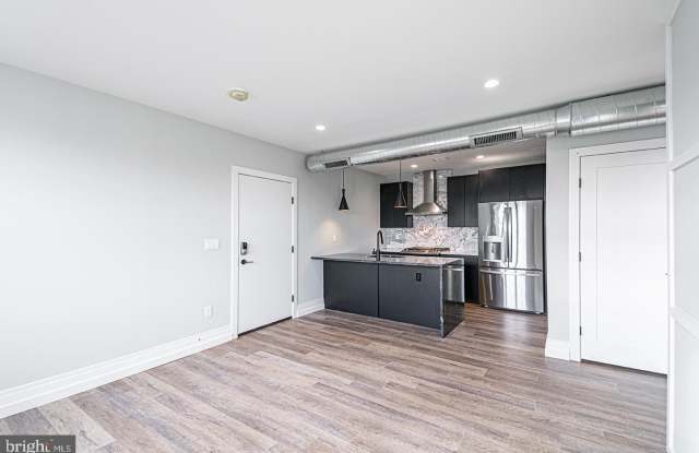 526 BROWN Street unit: 205