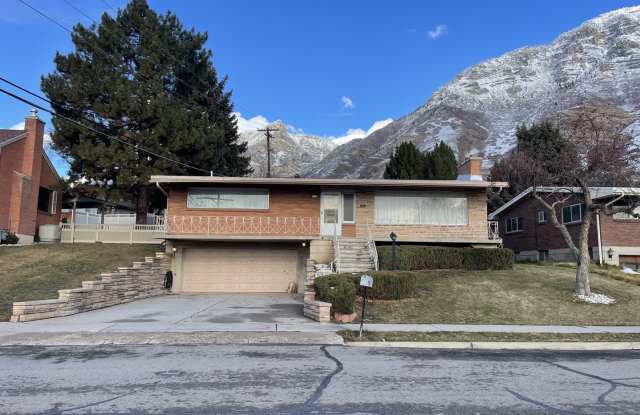 Gorgeous Mid-Century Modern Home Adjacent to BYU