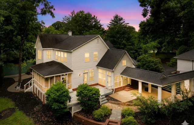 Photo of 7914 Gilead Rd Main