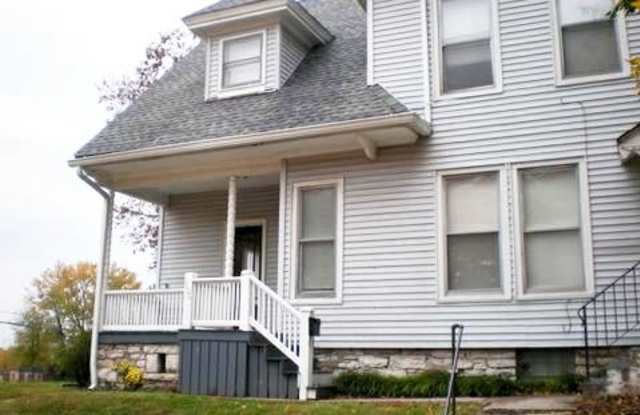 1106 George St