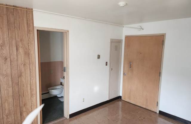 420 4th Street Northeast