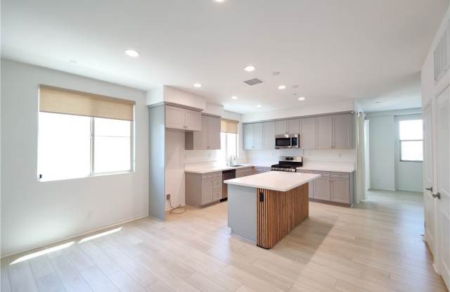 15945 Bravery Avenue