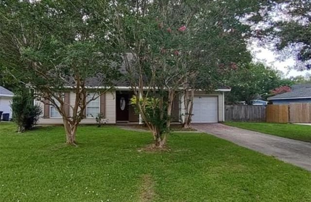 31 WICKFIELD Drive - 31 Wickfield Drive, St. Tammany County, LA 70433