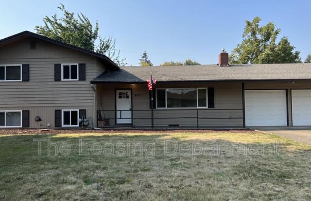 9512 NW 25th Ave - 9512 Northwest 25th Avenue, Lake Shore, WA 98665