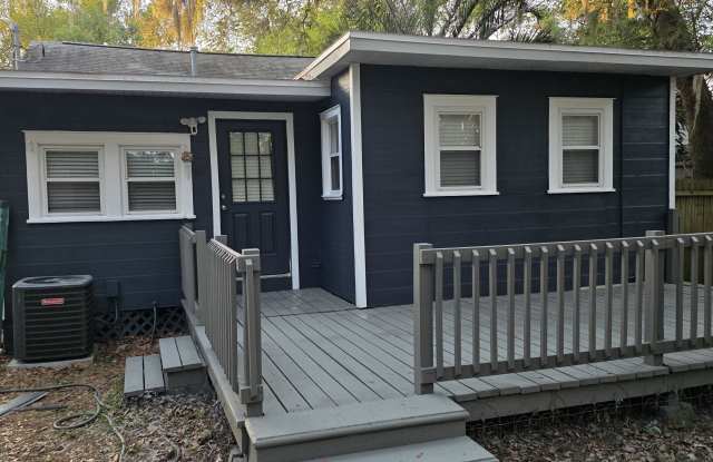 103 North Glenwood Avenue